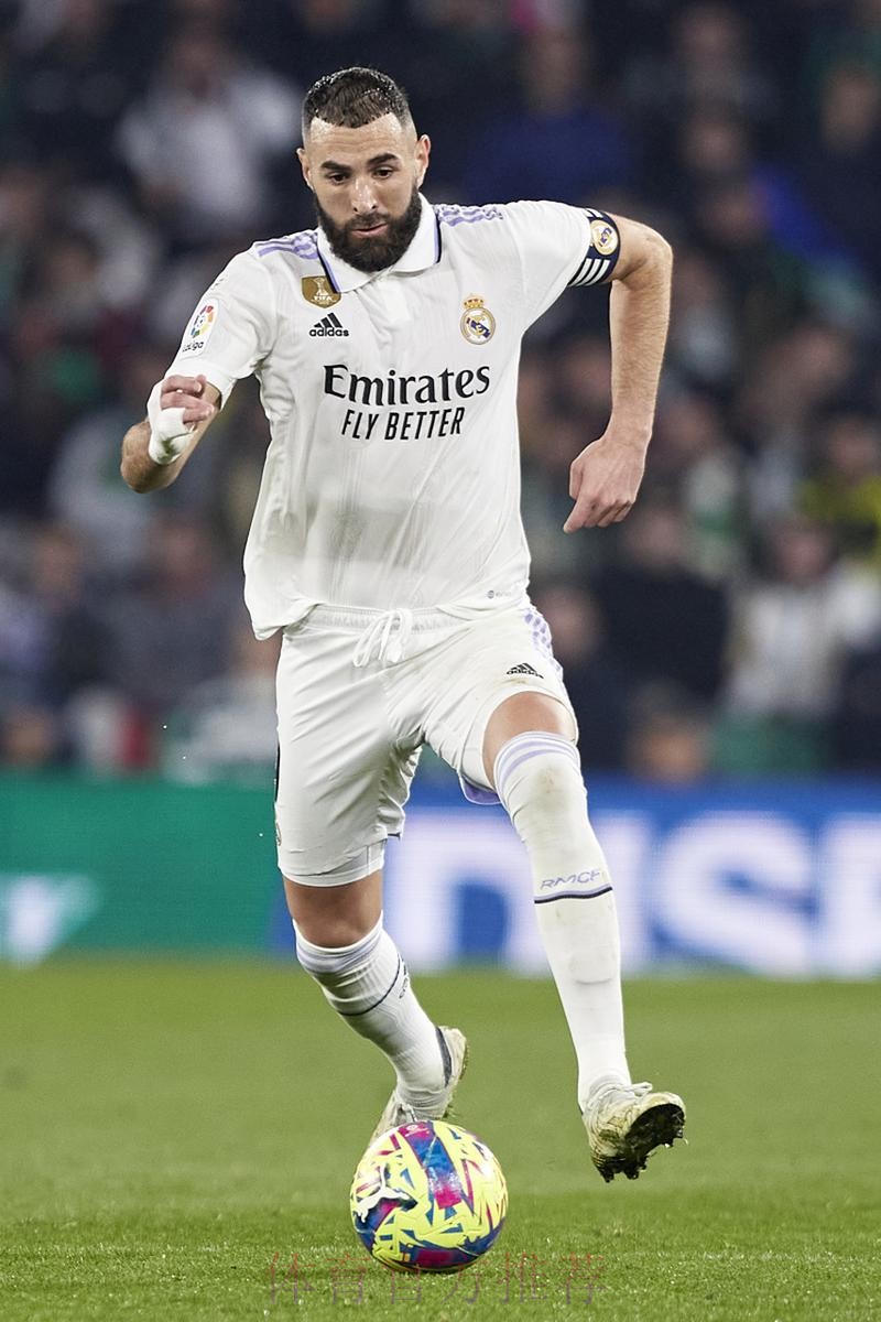 皇马对本泽马伤情感到担忧 球员很难在本周末复出